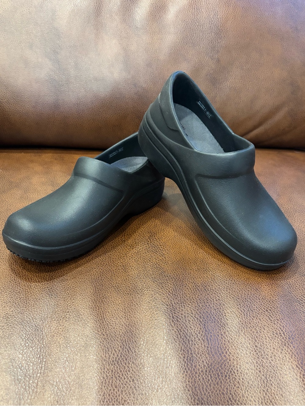 NWT! Crocs Women’s Non Slip Clogs